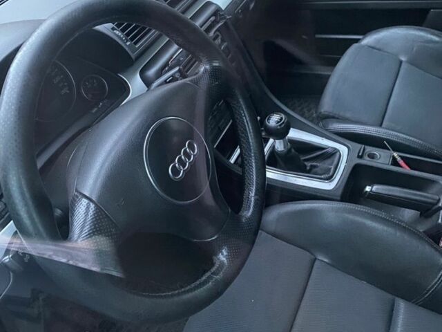 Серый Ауди А4, объемом двигателя 1.9 л и пробегом 385 тыс. км за 3100 $, фото 7 на Automoto.ua