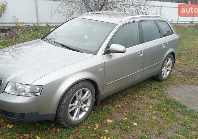 Серый Ауди А4, объемом двигателя 2 л и пробегом 225 тыс. км за 5600 $, фото 1 на Automoto.ua