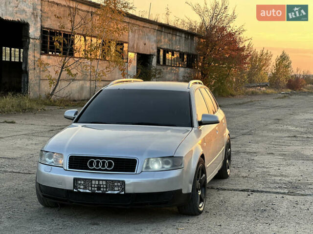 Серый Ауди А4, объемом двигателя 2.5 л и пробегом 340 тыс. км за 2100 $, фото 3 на Automoto.ua