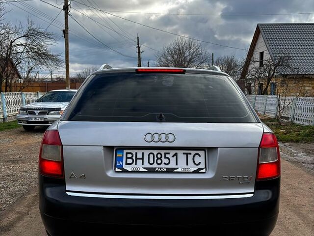 Сірий Ауді А4, об'ємом двигуна 2.5 л та пробігом 468 тис. км за 4600 $, фото 9 на Automoto.ua