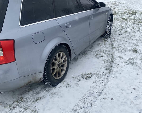 Серый Ауди А4, объемом двигателя 2.5 л и пробегом 385 тыс. км за 4750 $, фото 3 на Automoto.ua