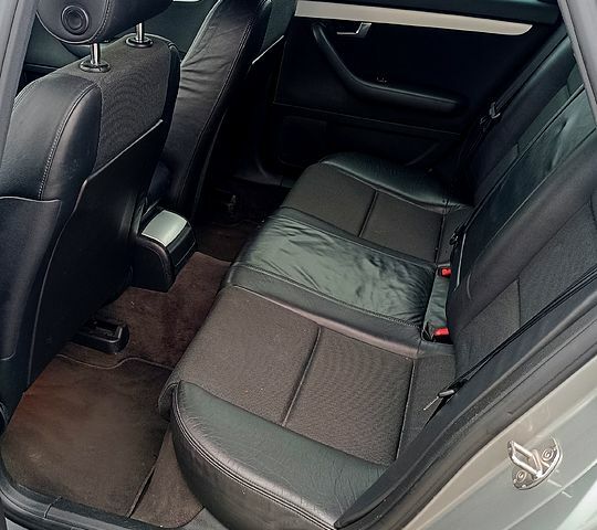 Сірий Ауді А4, об'ємом двигуна 2 л та пробігом 292 тис. км за 6500 $, фото 4 на Automoto.ua