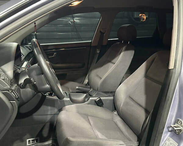 Сірий Ауді А4, об'ємом двигуна 1.78 л та пробігом 277 тис. км за 6000 $, фото 23 на Automoto.ua