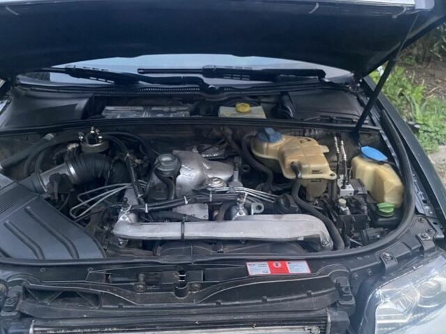 Серый Ауди А4, объемом двигателя 2.5 л и пробегом 3 тыс. км за 4500 $, фото 12 на Automoto.ua