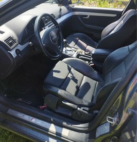 Серый Ауди А4, объемом двигателя 2.5 л и пробегом 375 тыс. км за 3200 $, фото 4 на Automoto.ua