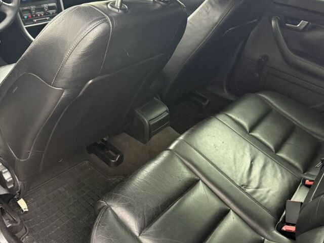 Сірий Ауді А4, об'ємом двигуна 1.9 л та пробігом 200 тис. км за 2400 $, фото 8 на Automoto.ua