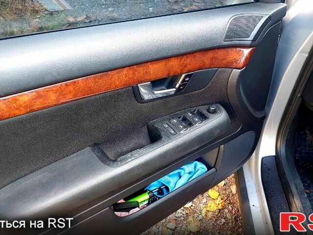 Серый Ауди А4, объемом двигателя 2.5 л и пробегом 250 тыс. км за 4500 $, фото 8 на Automoto.ua