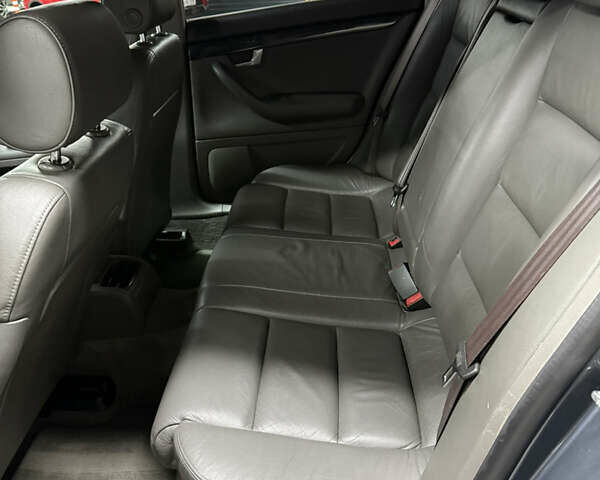 Сірий Ауді А4, об'ємом двигуна 2.5 л та пробігом 292 тис. км за 6500 $, фото 11 на Automoto.ua