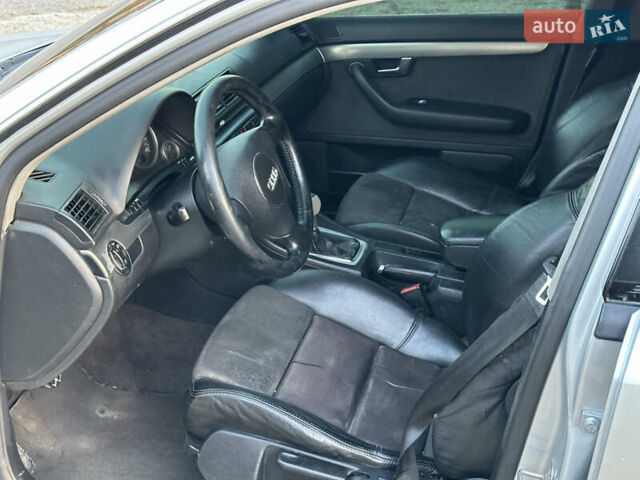 Серый Ауди А4, объемом двигателя 2.5 л и пробегом 340 тыс. км за 2100 $, фото 30 на Automoto.ua