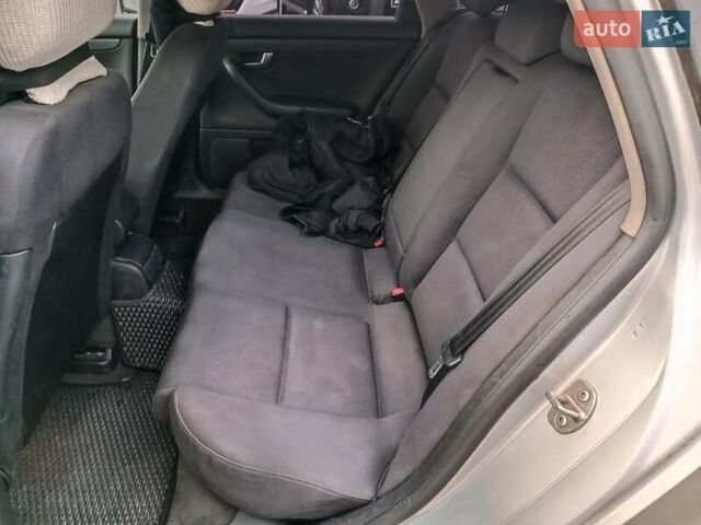 Сірий Ауді А4, об'ємом двигуна 2.4 л та пробігом 282 тис. км за 5390 $, фото 13 на Automoto.ua
