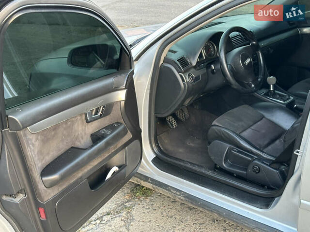 Серый Ауди А4, объемом двигателя 2.5 л и пробегом 340 тыс. км за 2100 $, фото 29 на Automoto.ua