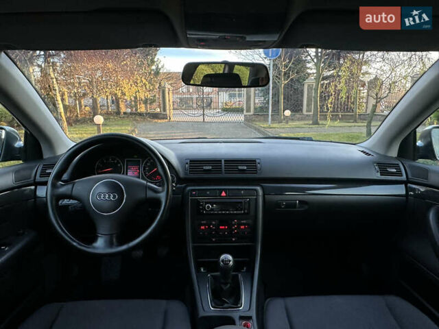 Сірий Ауді А4, об'ємом двигуна 1.6 л та пробігом 218 тис. км за 5350 $, фото 35 на Automoto.ua