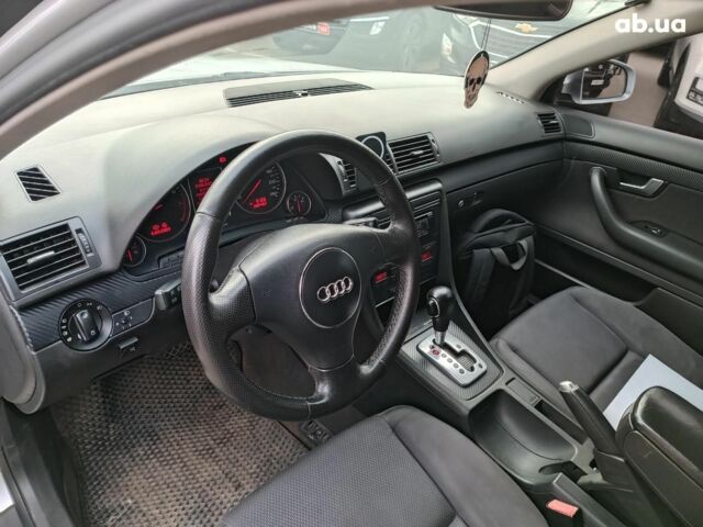 Сірий Ауді А4, об'ємом двигуна 2.4 л та пробігом 282 тис. км за 5390 $, фото 19 на Automoto.ua