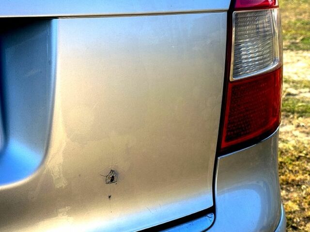 Серый Ауди А4, объемом двигателя 1.9 л и пробегом 445 тыс. км за 5500 $, фото 3 на Automoto.ua