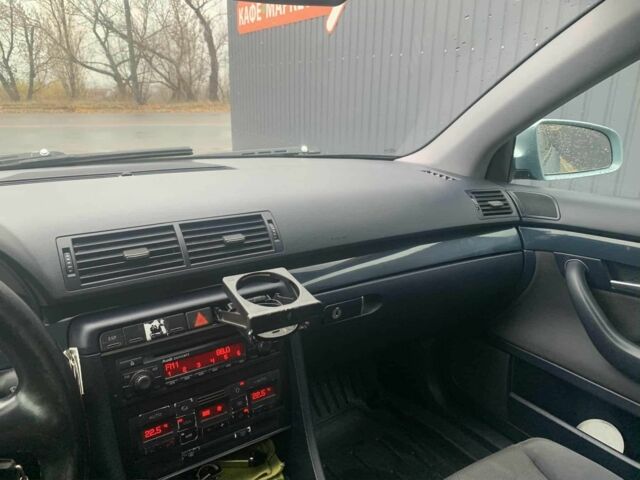 Серый Ауди А4, объемом двигателя 1.6 л и пробегом 227 тыс. км за 3700 $, фото 4 на Automoto.ua