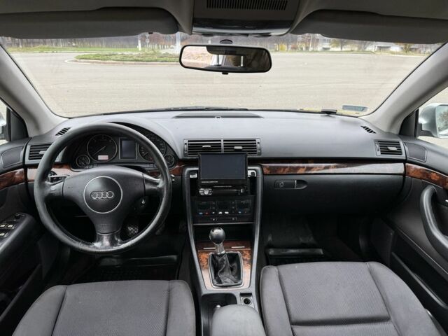 Сірий Ауді А4, об'ємом двигуна 1.9 л та пробігом 502 тис. км за 3033 $, фото 9 на Automoto.ua