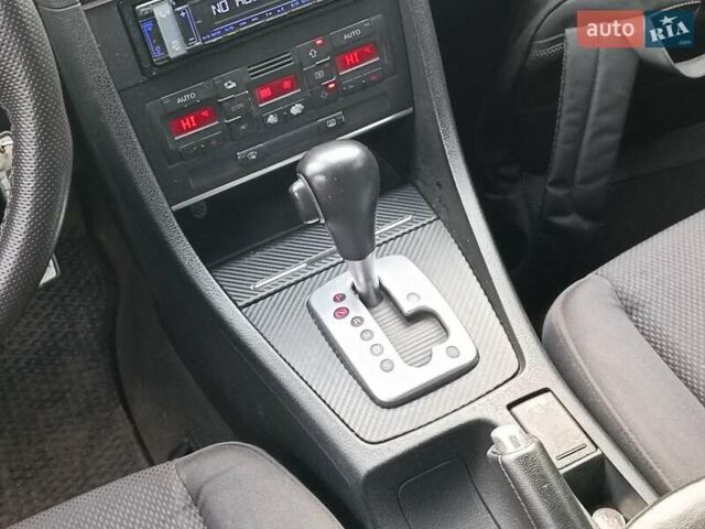 Сірий Ауді А4, об'ємом двигуна 2.4 л та пробігом 282 тис. км за 5390 $, фото 18 на Automoto.ua