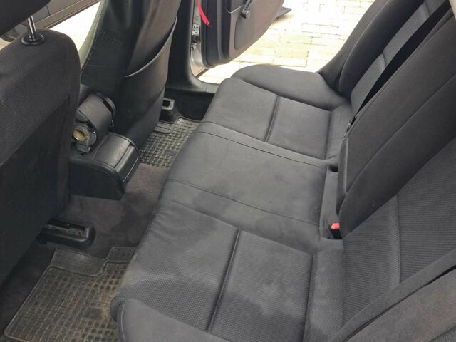 Серый Ауди А4, объемом двигателя 1.6 л и пробегом 222 тыс. км за 4900 $, фото 9 на Automoto.ua