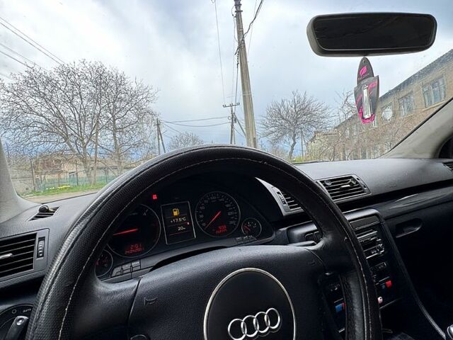Сірий Ауді А4, об'ємом двигуна 2.5 л та пробігом 280 тис. км за 3300 $, фото 5 на Automoto.ua