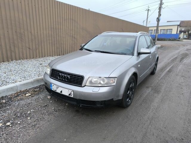 Серый Ауди А4, объемом двигателя 2 л и пробегом 400 тыс. км за 1900 $, фото 1 на Automoto.ua