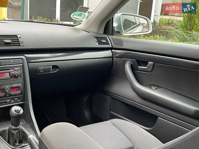 Серый Ауди А4, объемом двигателя 2 л и пробегом 208 тыс. км за 5250 $, фото 36 на Automoto.ua