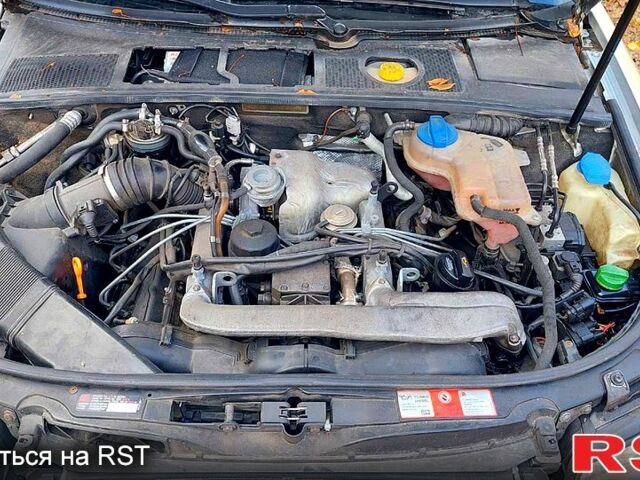 Серый Ауди А4, объемом двигателя 2.5 л и пробегом 250 тыс. км за 4500 $, фото 6 на Automoto.ua