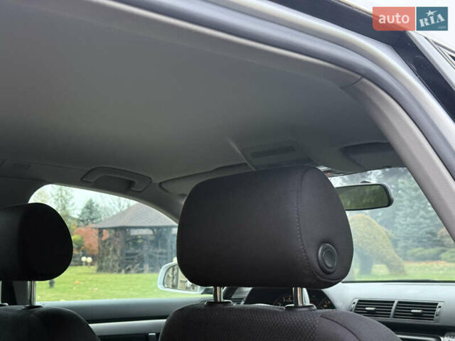 Сірий Ауді А4, об'ємом двигуна 1.8 л та пробігом 211 тис. км за 5850 $, фото 26 на Automoto.ua