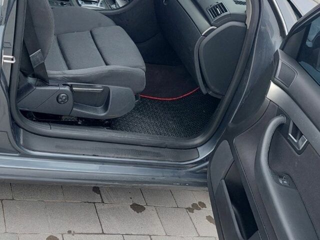 Серый Ауди А4, объемом двигателя 1.8 л и пробегом 239 тыс. км за 6300 $, фото 10 на Automoto.ua