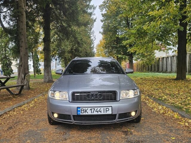 Серый Ауди А4, объемом двигателя 1.8 л и пробегом 270 тыс. км за 5200 $, фото 1 на Automoto.ua
