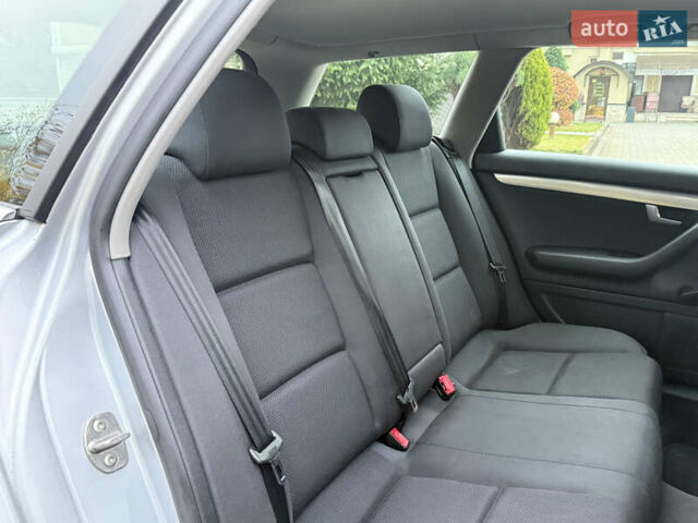 Сірий Ауді А4, об'ємом двигуна 1.8 л та пробігом 211 тис. км за 5850 $, фото 27 на Automoto.ua