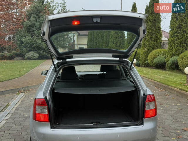 Сірий Ауді А4, об'ємом двигуна 1.8 л та пробігом 211 тис. км за 5900 $, фото 47 на Automoto.ua