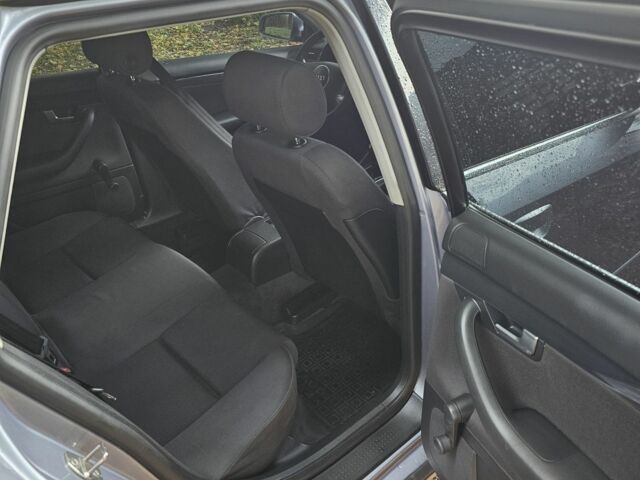 Серый Ауди А4, объемом двигателя 1.8 л и пробегом 270 тыс. км за 5200 $, фото 7 на Automoto.ua