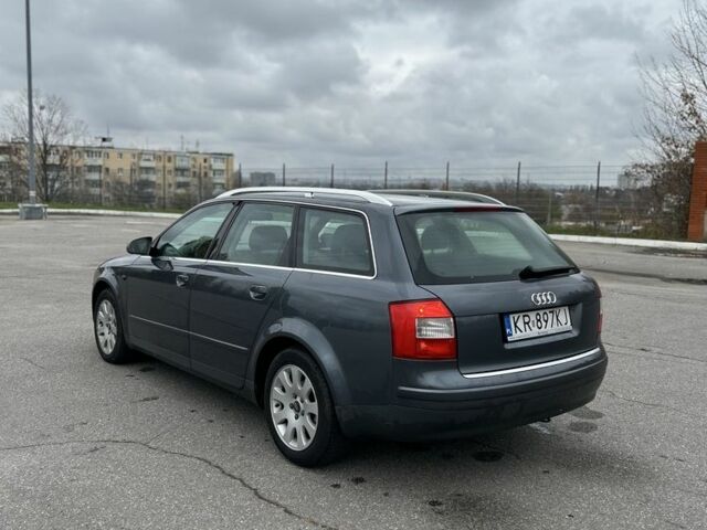 Серый Ауди А4, объемом двигателя 2.5 л и пробегом 272 тыс. км за 2900 $, фото 2 на Automoto.ua