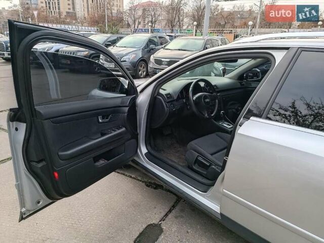 Сірий Ауді А4, об'ємом двигуна 2.4 л та пробігом 282 тис. км за 5390 $, фото 22 на Automoto.ua