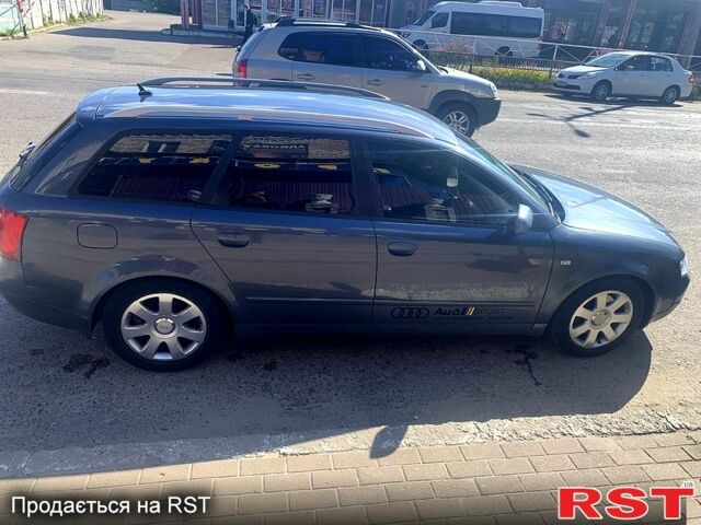 Сірий Ауді А4, об'ємом двигуна 2.5 л та пробігом 400 тис. км за 4500 $, фото 2 на Automoto.ua