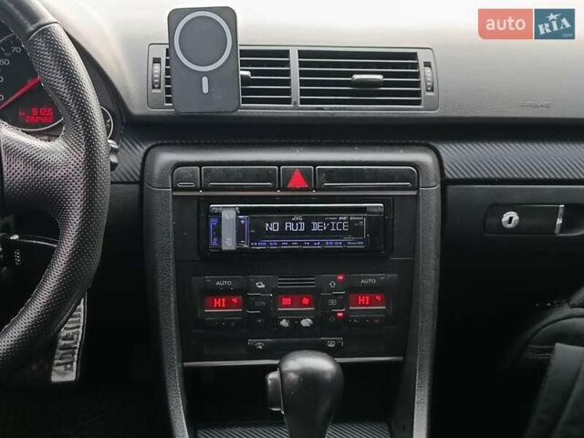 Сірий Ауді А4, об'ємом двигуна 2.4 л та пробігом 282 тис. км за 5390 $, фото 17 на Automoto.ua