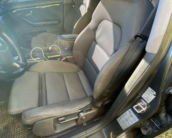 Серый Ауди А4, объемом двигателя 1.98 л и пробегом 274 тыс. км за 4000 $, фото 10 на Automoto.ua