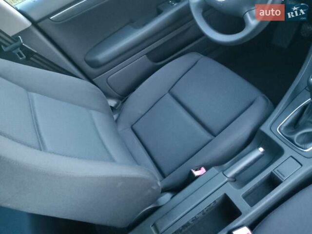 Сірий Ауді А4, об'ємом двигуна 1.6 л та пробігом 162 тис. км за 5450 $, фото 30 на Automoto.ua
