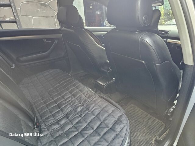 Серый Ауди А4, объемом двигателя 2.5 л и пробегом 260 тыс. км за 6000 $, фото 9 на Automoto.ua