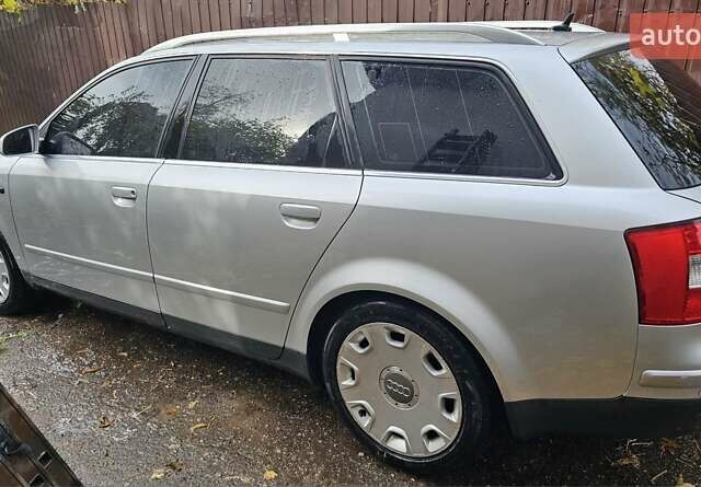 Серый Ауди А4, объемом двигателя 2.5 л и пробегом 260 тыс. км за 6000 $, фото 3 на Automoto.ua