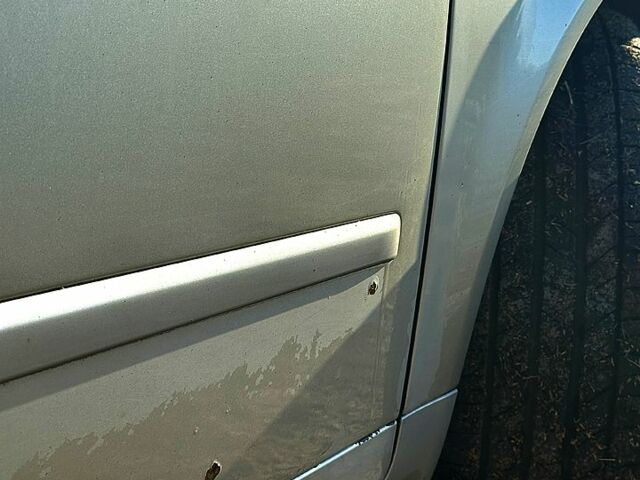 Серый Ауди А4, объемом двигателя 1.9 л и пробегом 445 тыс. км за 5500 $, фото 4 на Automoto.ua