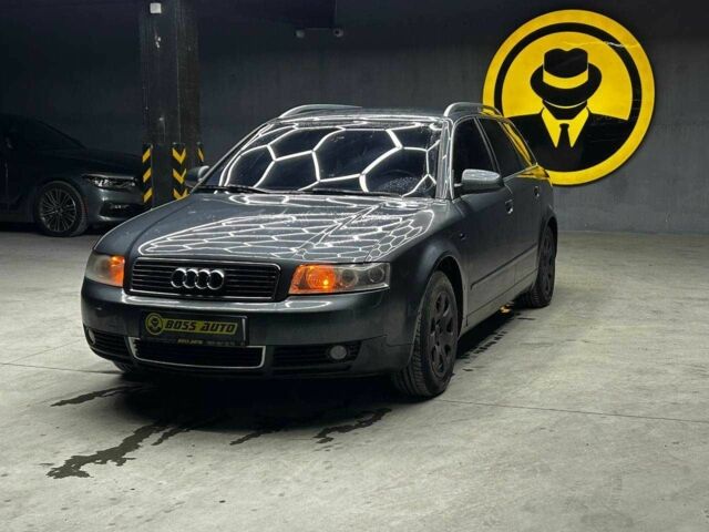 Серый Ауди А4, объемом двигателя 2 л и пробегом 284 тыс. км за 4600 $, фото 2 на Automoto.ua