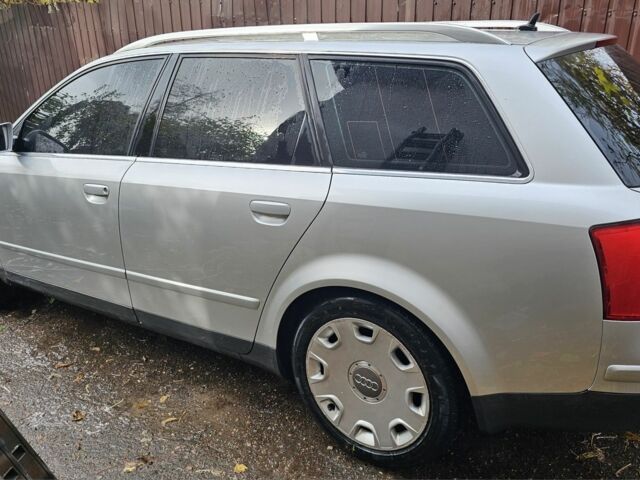 Серый Ауди А4, объемом двигателя 2.5 л и пробегом 260 тыс. км за 6000 $, фото 4 на Automoto.ua