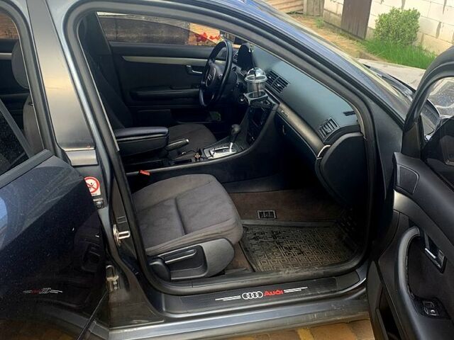 Сірий Ауді А4, об'ємом двигуна 2.5 л та пробігом 400 тис. км за 4500 $, фото 10 на Automoto.ua