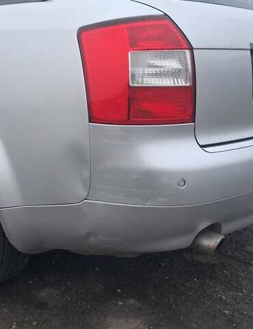 Сірий Ауді А4, об'ємом двигуна 1.98 л та пробігом 316 тис. км за 4000 $, фото 10 на Automoto.ua