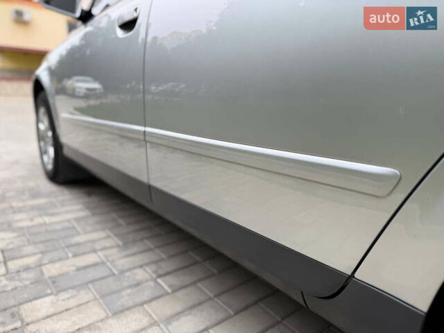 Сірий Ауді А4, об'ємом двигуна 1.98 л та пробігом 210 тис. км за 5000 $, фото 28 на Automoto.ua
