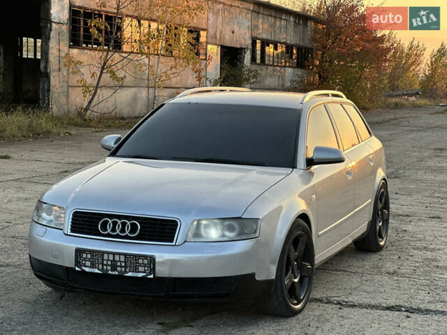 Серый Ауди А4, объемом двигателя 2.5 л и пробегом 340 тыс. км за 2100 $, фото 1 на Automoto.ua
