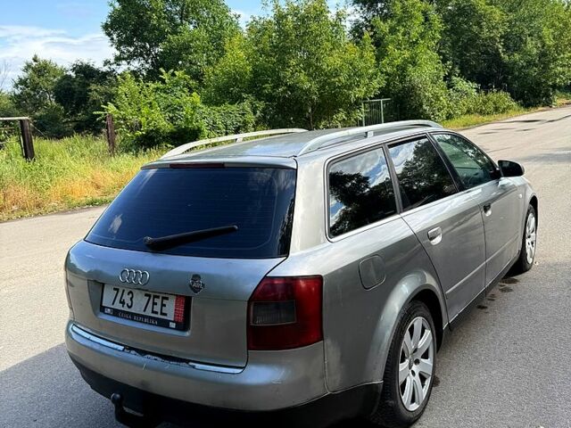 Серый Ауди А4, объемом двигателя 2.5 л и пробегом 400 тыс. км за 1650 $, фото 3 на Automoto.ua