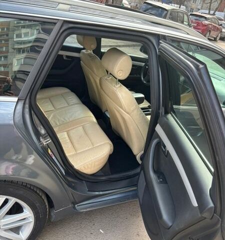 Сірий Ауді А4, об'ємом двигуна 2.5 л та пробігом 258 тис. км за 4300 $, фото 8 на Automoto.ua