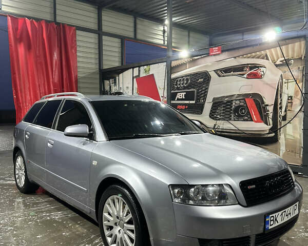 Сірий Ауді А4, об'ємом двигуна 1.78 л та пробігом 277 тис. км за 6000 $, фото 9 на Automoto.ua
